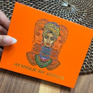 Juvia’s Place Pallets